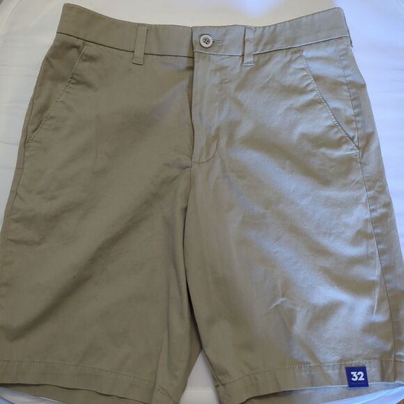 Casual Shorts Men size 32 - Picture 1 of 4